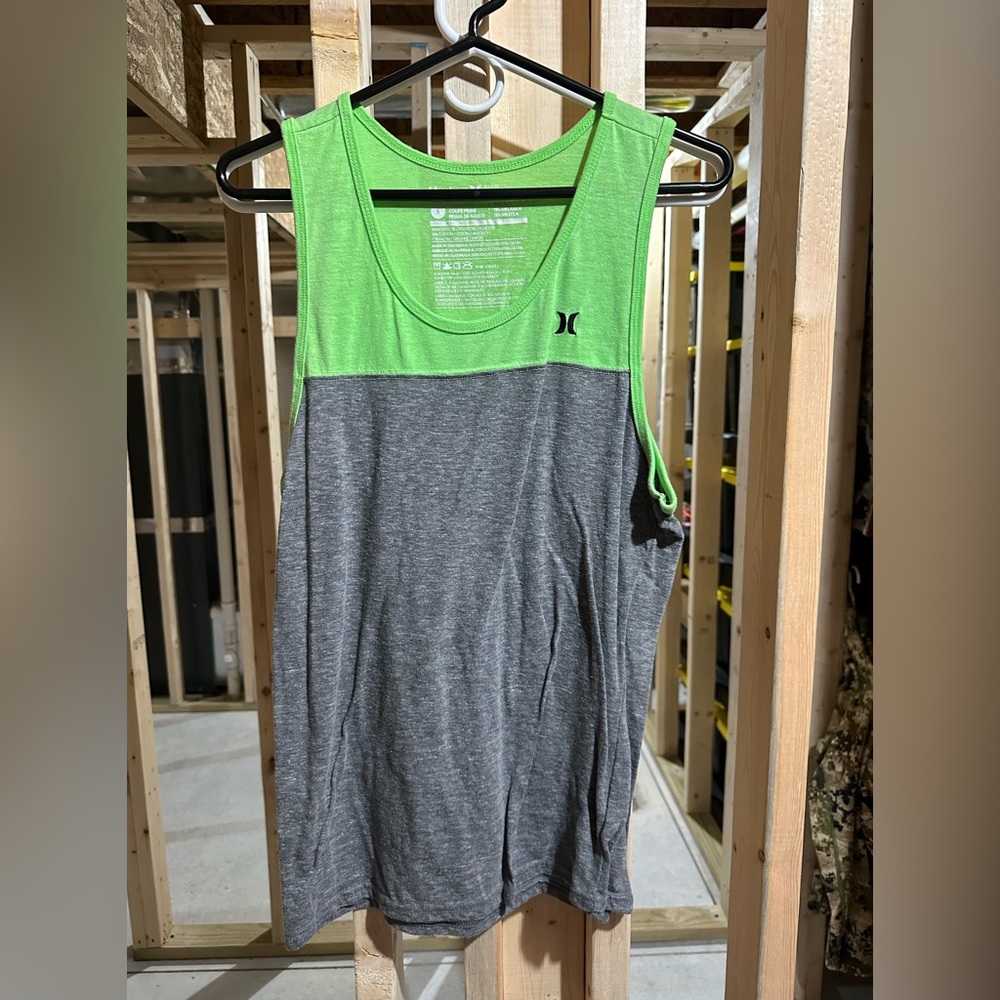 Hurley Grey and Green Tank Top Men’s Small great condition smoke free